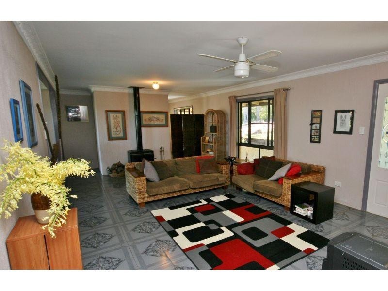67  Amamoor-Dagun Rd, Amamoor QLD 4570