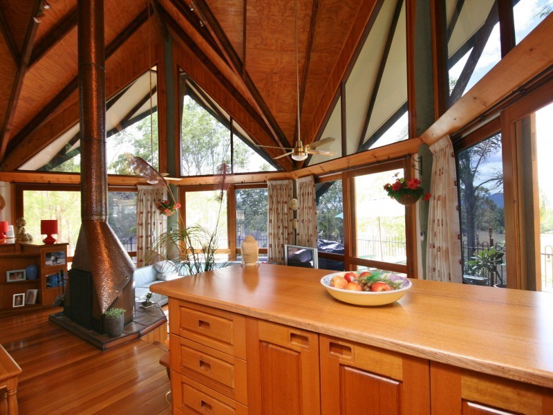 462 Upper Widgee Road, Widgee QLD 4570