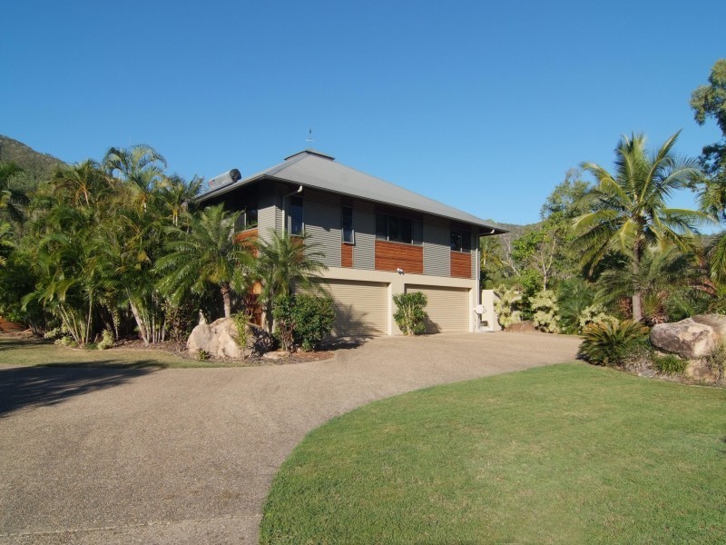 Whitsundays QLD 4802