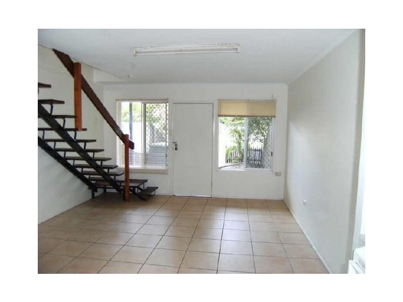 5/55 Memorial Av, Maroochydore QLD 4558