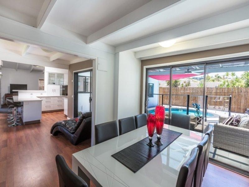 1 Ulaka Court, Mooloolaba QLD 4557