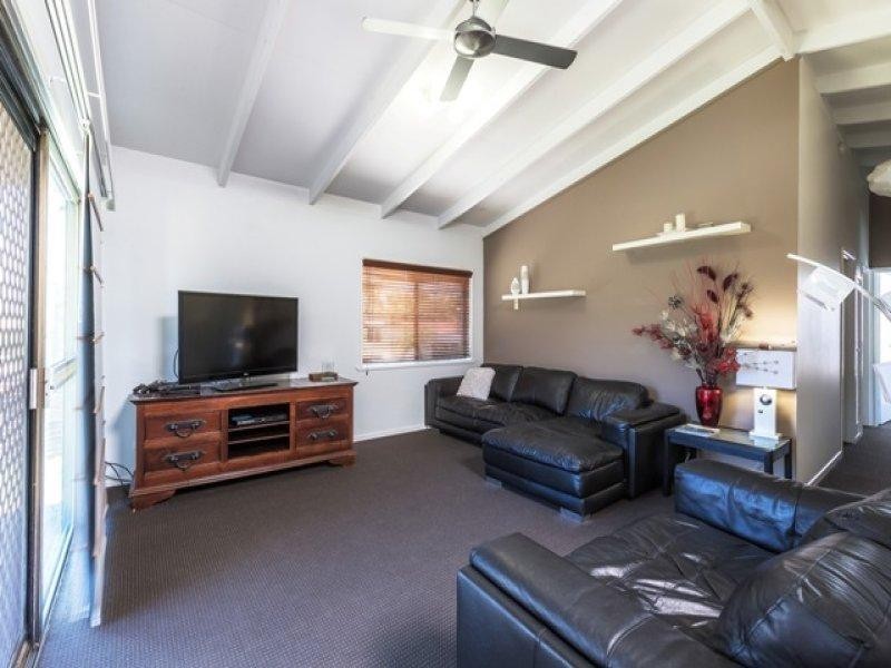 1 Ulaka Court, Mooloolaba QLD 4557
