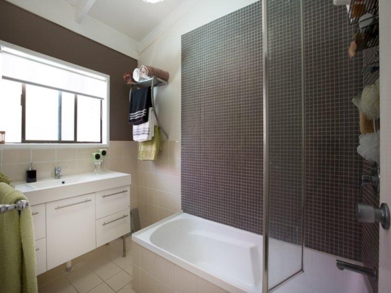 1 Ulaka Court, Mooloolaba QLD 4557
