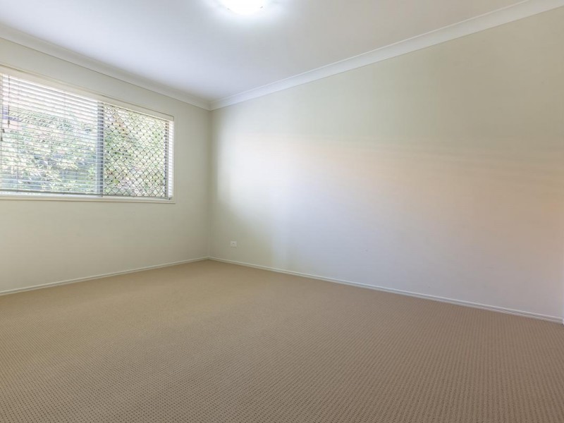 126 Glenfields Blv, Mountain Creek QLD 4557