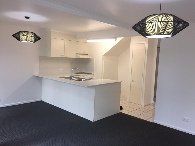 1/38 Torrumbee Drive, Mooloolaba QLD 4557