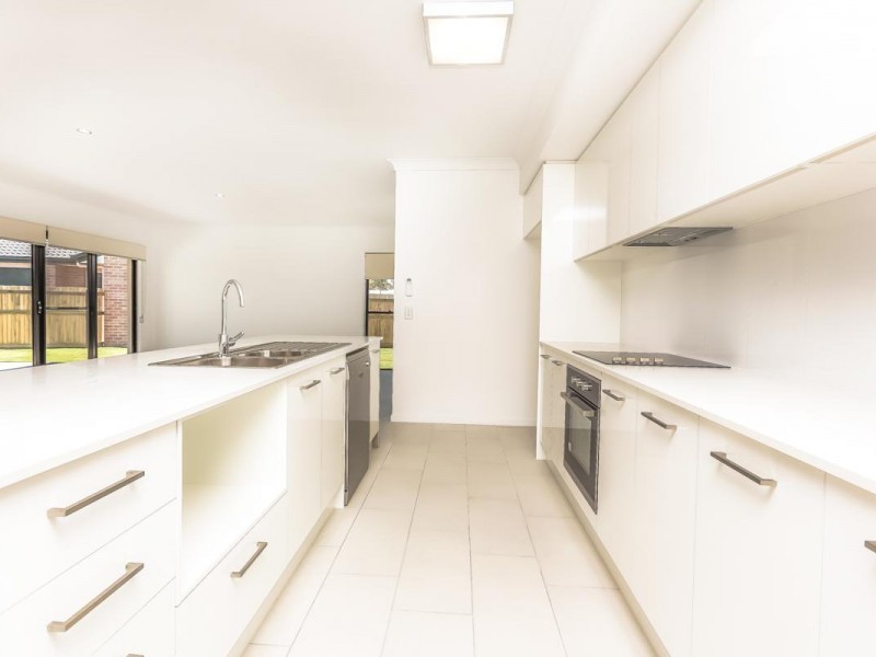 4 Hope Court, Meridan Plains QLD 4551