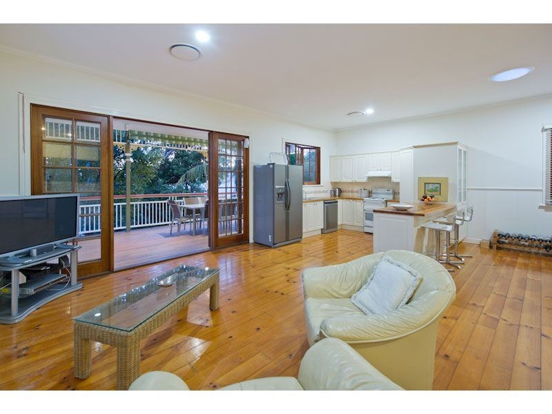 30 Wienholt Street, Auchenflower QLD 4066