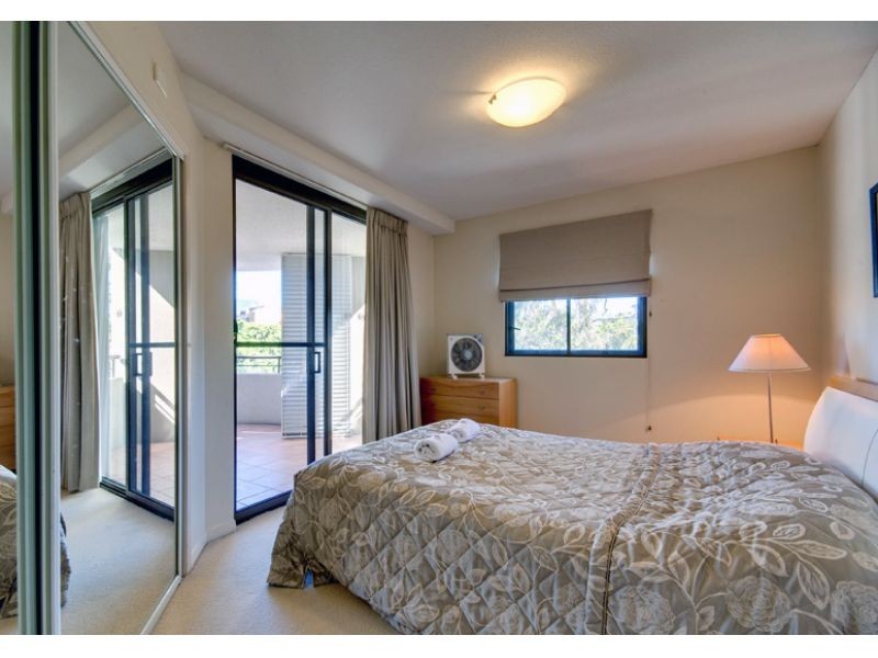 32, 66 Dunmore Terrace, Auchenflower QLD 4066