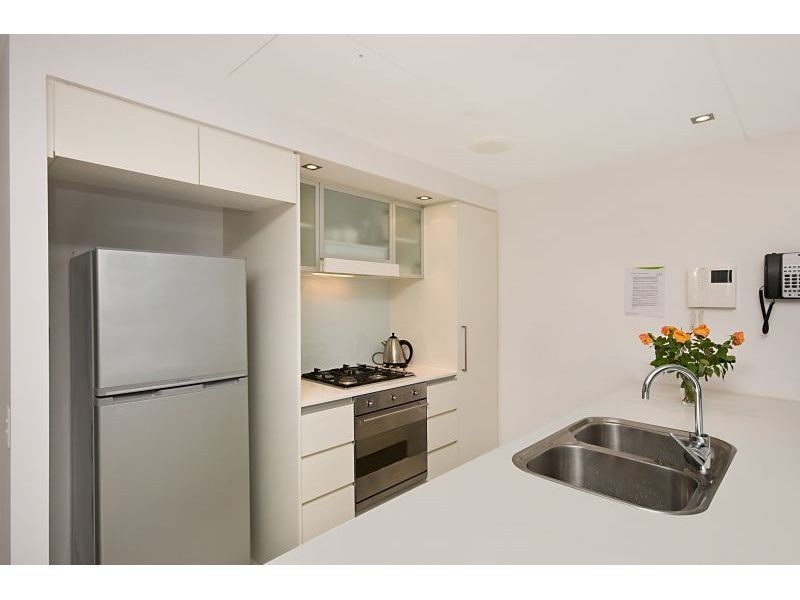 30 Macrossan Street, Brisbane QLD 4000