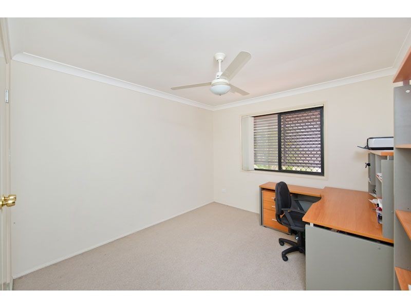 11, 90 Chester Road, Annerley QLD 4103