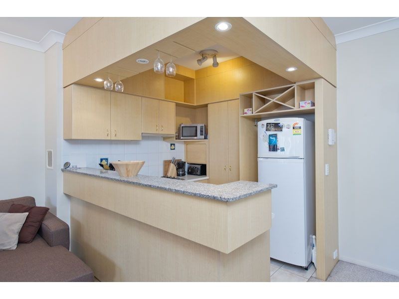 18, 769 Brunswick Street, New Farm QLD 4005
