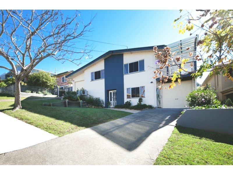 26 Melbourne Avenue, Camp Hill QLD 4152