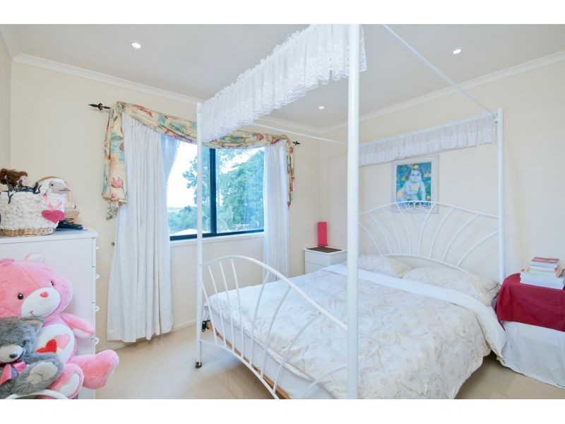 220a Scrub Road, Carindale QLD 4152