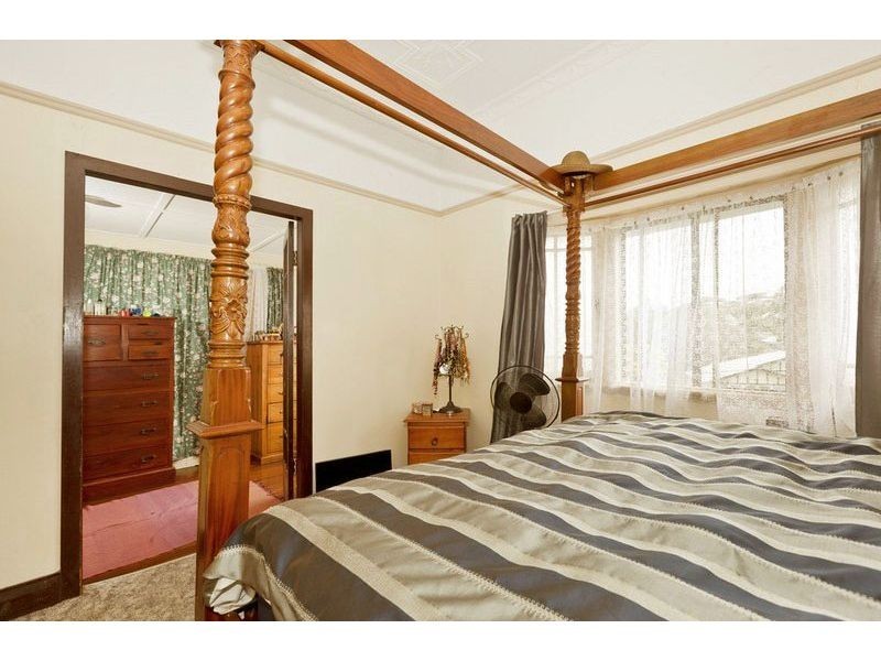 49 Balmoral Street, Hawthorne QLD 4171