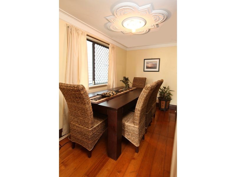 49 Balmoral Street, Hawthorne QLD 4171