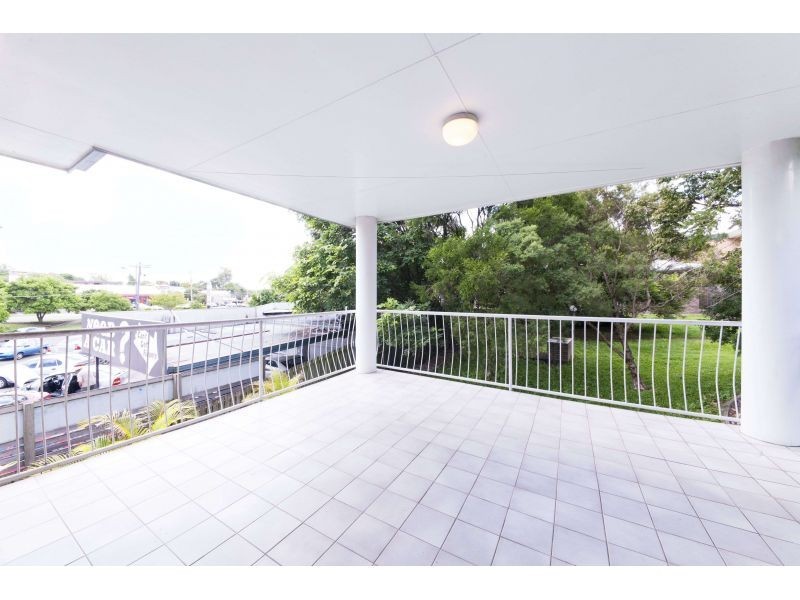 153 Pembroke Road, Coorparoo QLD 4151