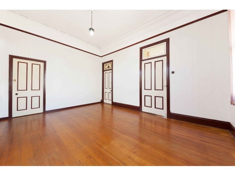 32 O’Keefe Street, Woolloongabba QLD 4102