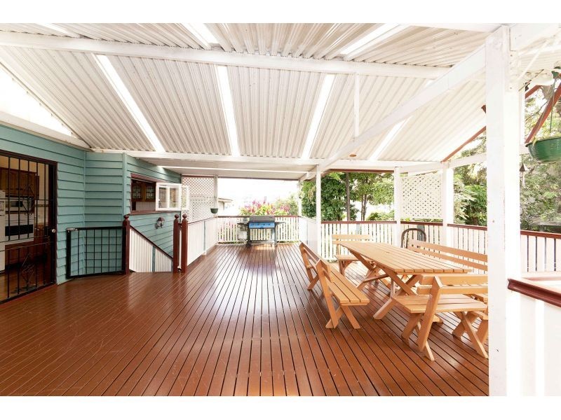 32 O’Keefe Street, Woolloongabba QLD 4102