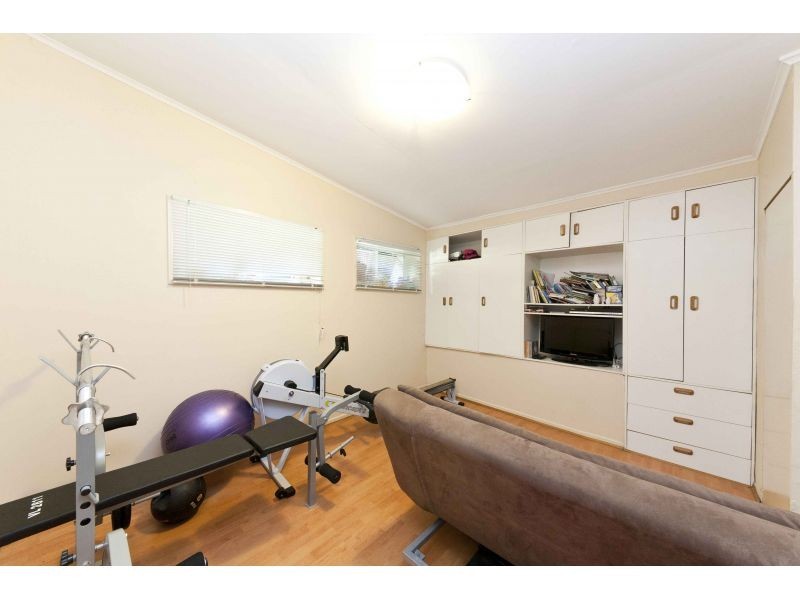 3 Park Road West Road, Dutton Park QLD 4102