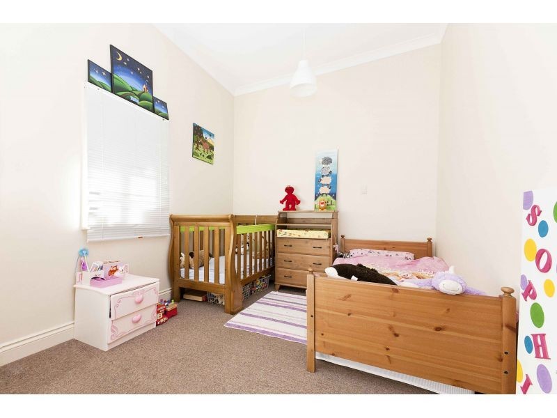 3 Park Road West Road, Dutton Park QLD 4102