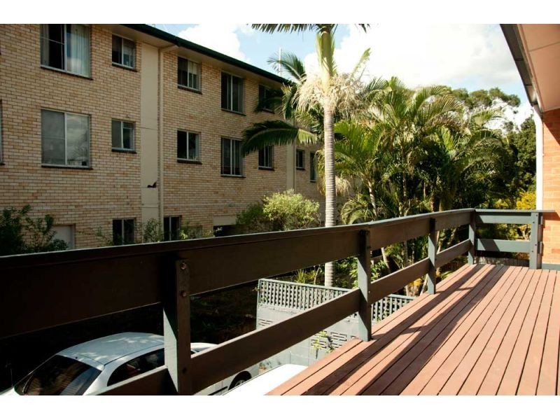 5, 27 Bayliss Street, Toowong QLD 4066