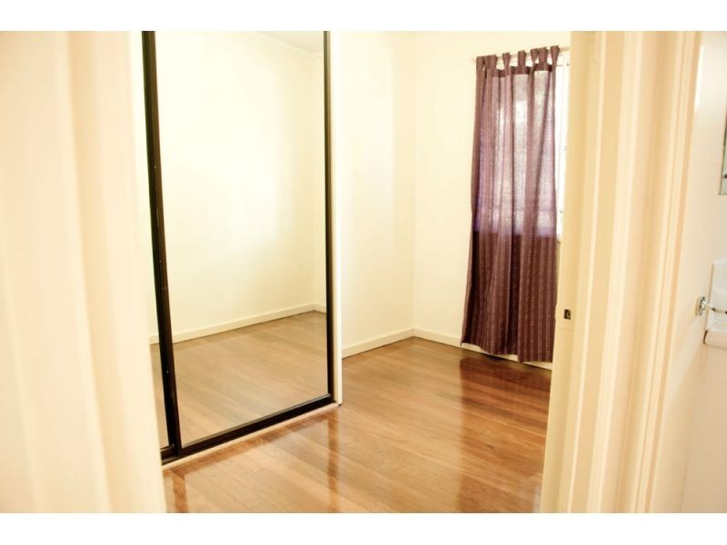 5, 27 Bayliss Street, Toowong QLD 4066