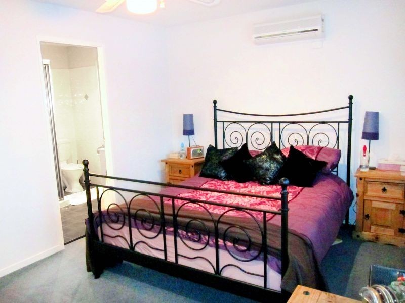 2, 131 Terrace Street, New Farm QLD 4005