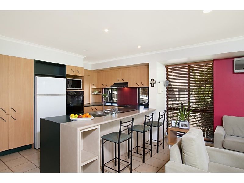 67 Constellation Way, Wynnum QLD 4178