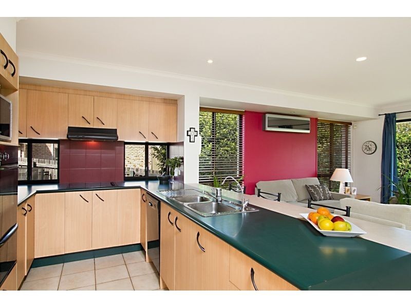 67 Constellation Way, Wynnum QLD 4178