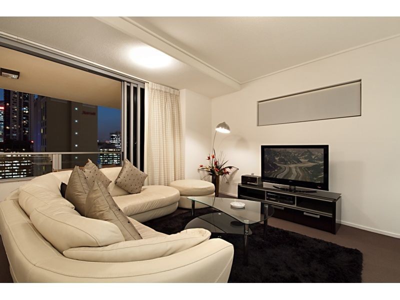 30 Macrossan Street, Brisbane QLD 4000