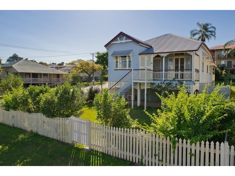 2 Storkey Street, Windsor QLD 4030