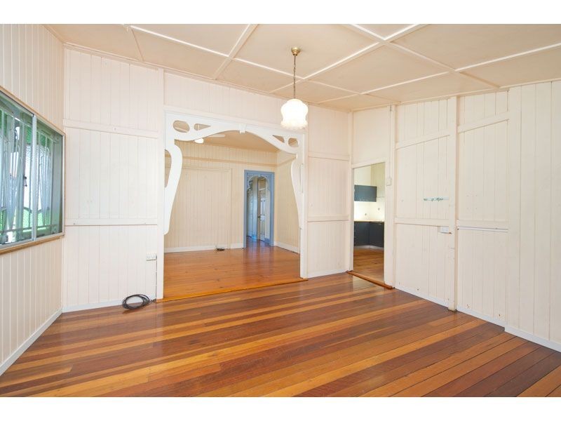 2 Storkey Street, Windsor QLD 4030