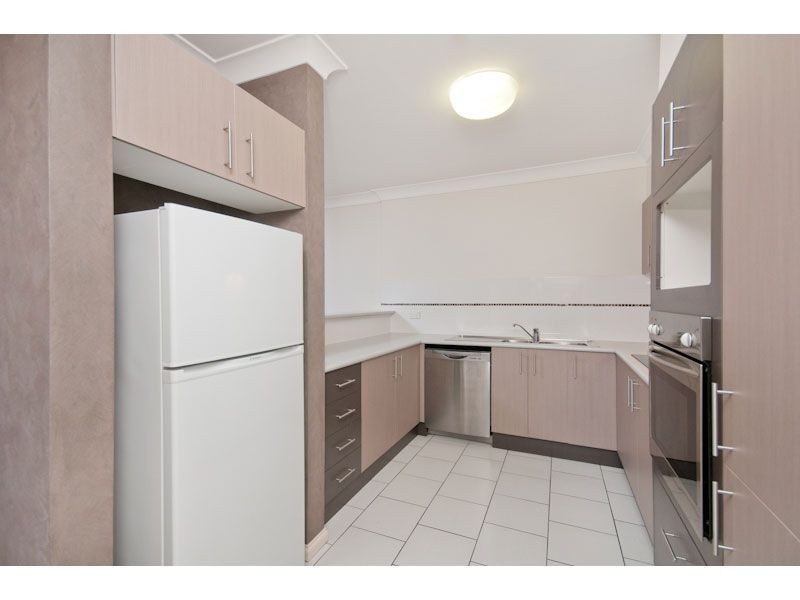 3, 230 Wellington Road, Kangaroo Point QLD 4169