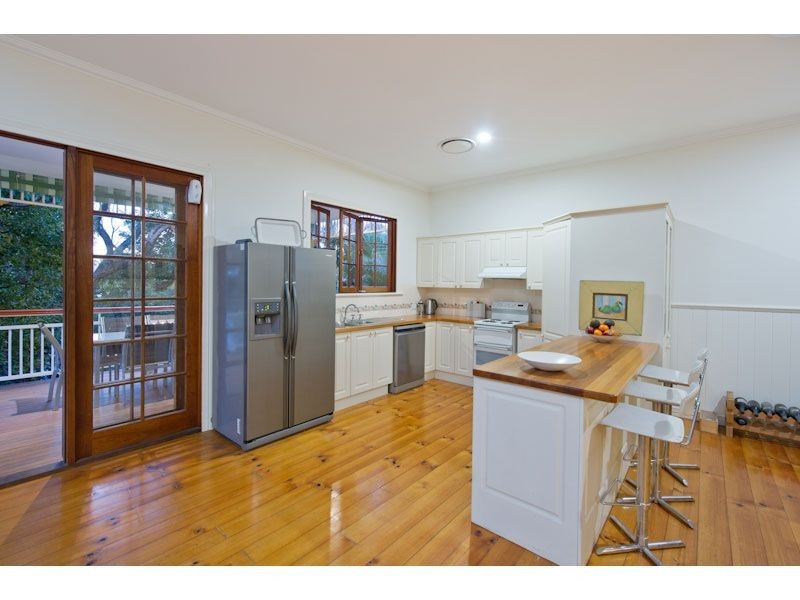 30 Wienholt Street, Auchenflower QLD 4066