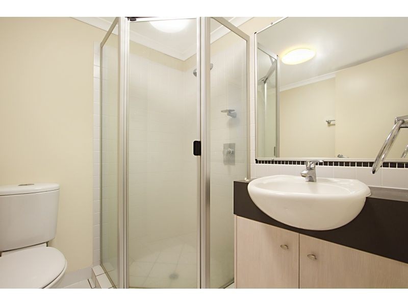 20 Latimer Street, Greenslopes QLD 4120