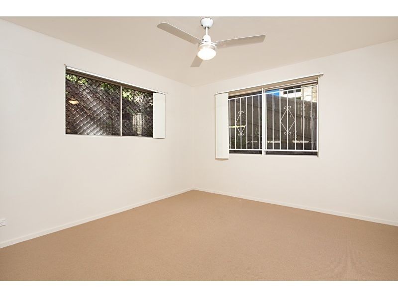 40 Castlebar Street, Kangaroo Point QLD 4169