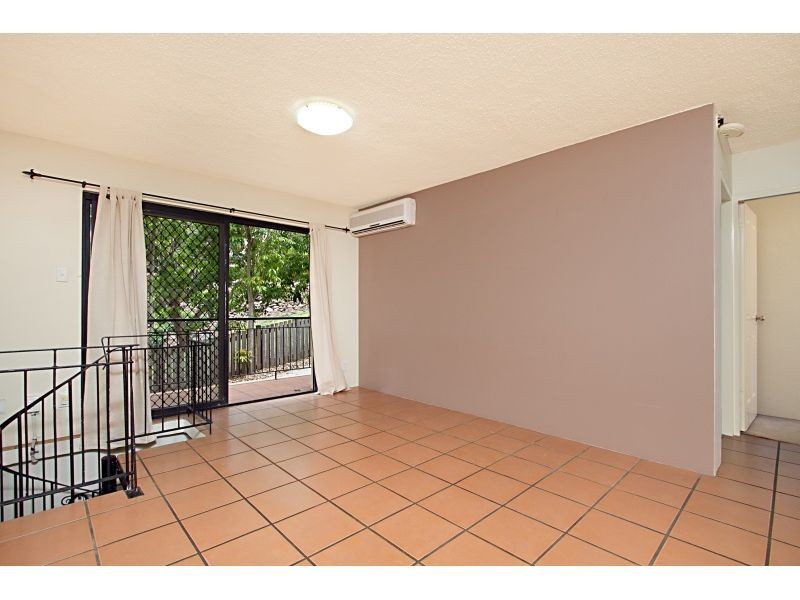 24 Miskin Street, Toowong QLD 4066