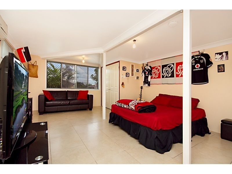 15 Rabaul Street, Moorooka QLD 4105