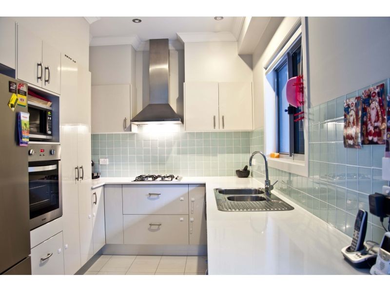 42 Brown Street, Camp Hill QLD 4152