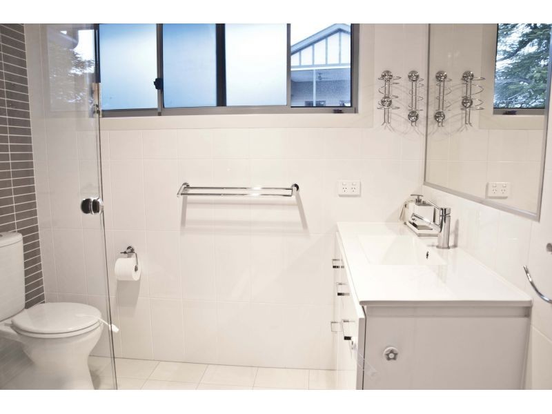 42 Brown Street, Camp Hill QLD 4152