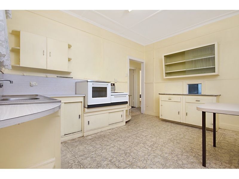 2 Bentley Street, Morningside QLD 4170