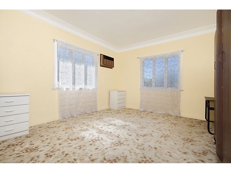 2 Bentley Street, Morningside QLD 4170