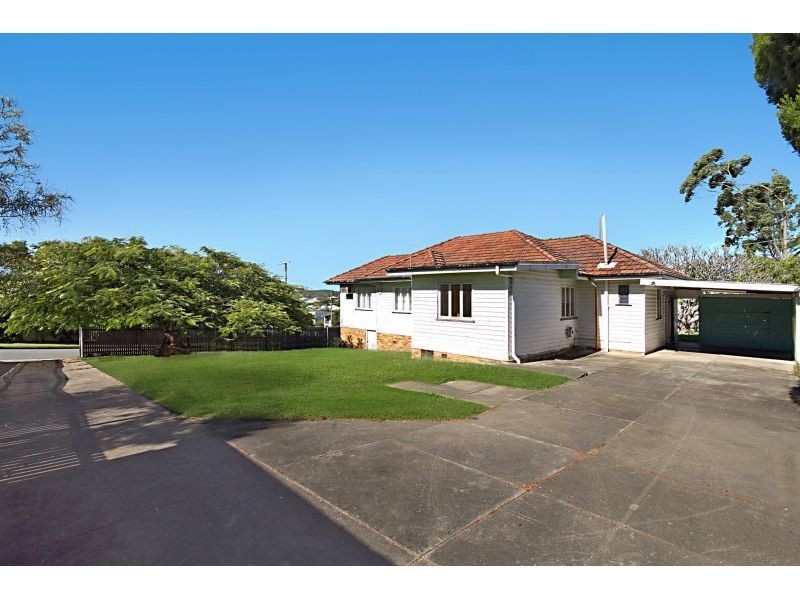 2 Bentley Street, Morningside QLD 4170