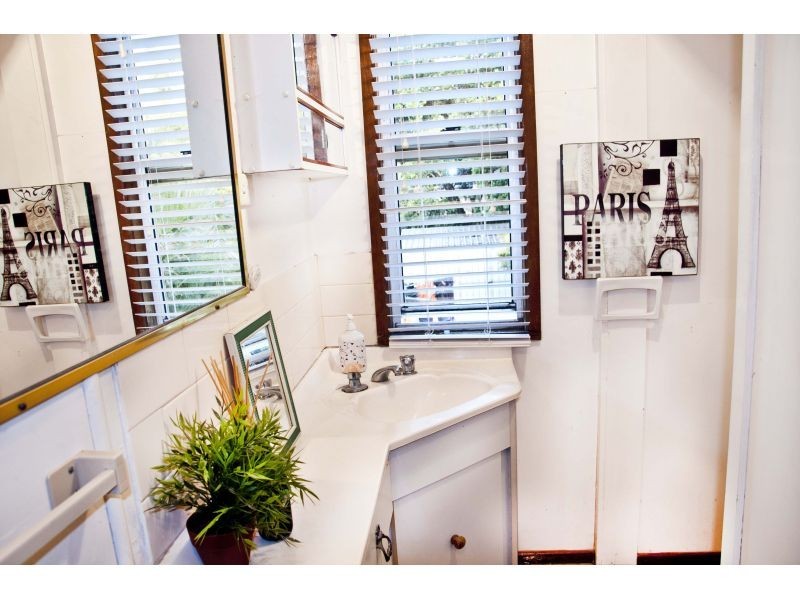 31 Kenwyn Road, Red Hill QLD 4059