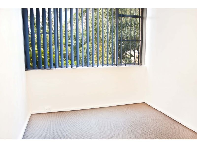 248 Cavendish Road, Coorparoo QLD 4151