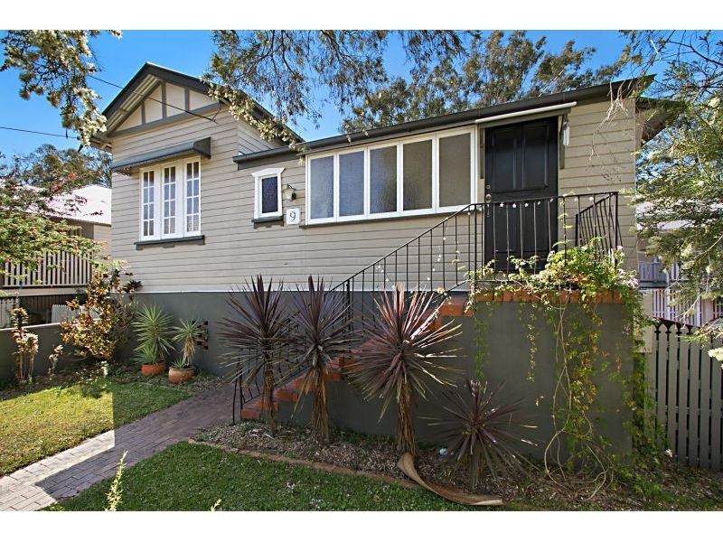 9 Fagan Road, Herston QLD 4006