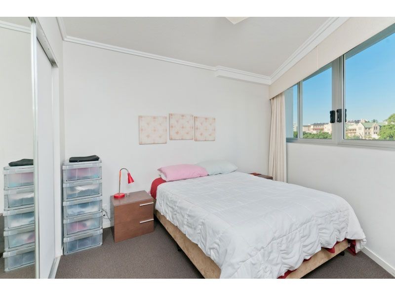 22 Barry Parade, Fortitude Valley QLD 4006