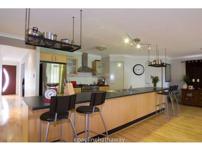 31 St Andrews Drive, Karana Downs QLD 4306