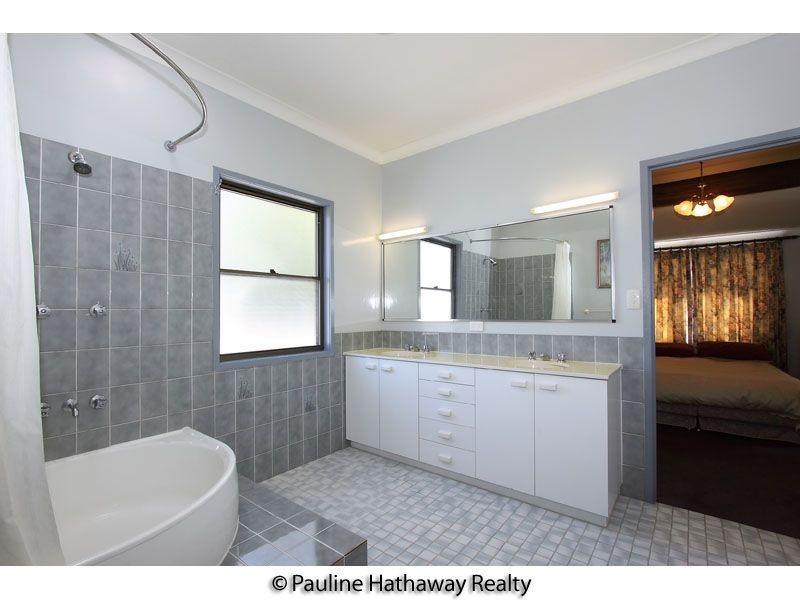 7 Apurla Court, Karana Downs QLD 4306