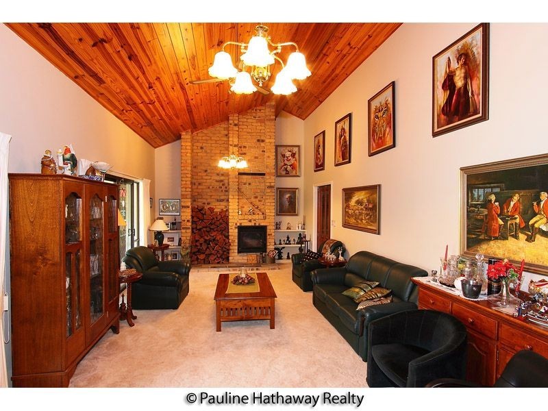 1 Pinehurst Court, Karana Downs QLD 4306